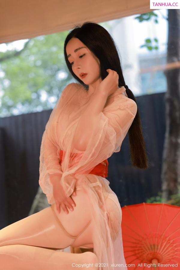 允薾  [XiuRen]高清写真图 2021.09.27 No.4002 允薾第43张图片